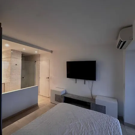 Vue Pointe Croisette *