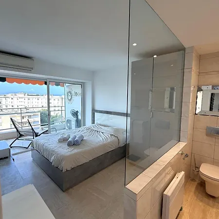 Vue Pointe Croisette Apartment